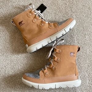 Sorel Explorer II Joan NWT 9.5